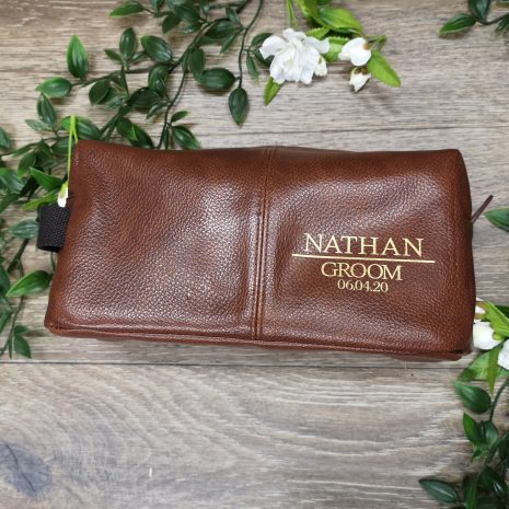 groom-wash-bag